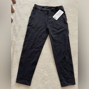 Lululemon Exquisite Trouser Crop size 4